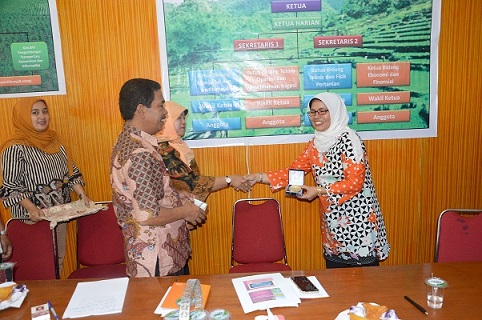 99Study Banding Komir Kabupaten Tanah Datar ke Kabupaten Solok.JPG